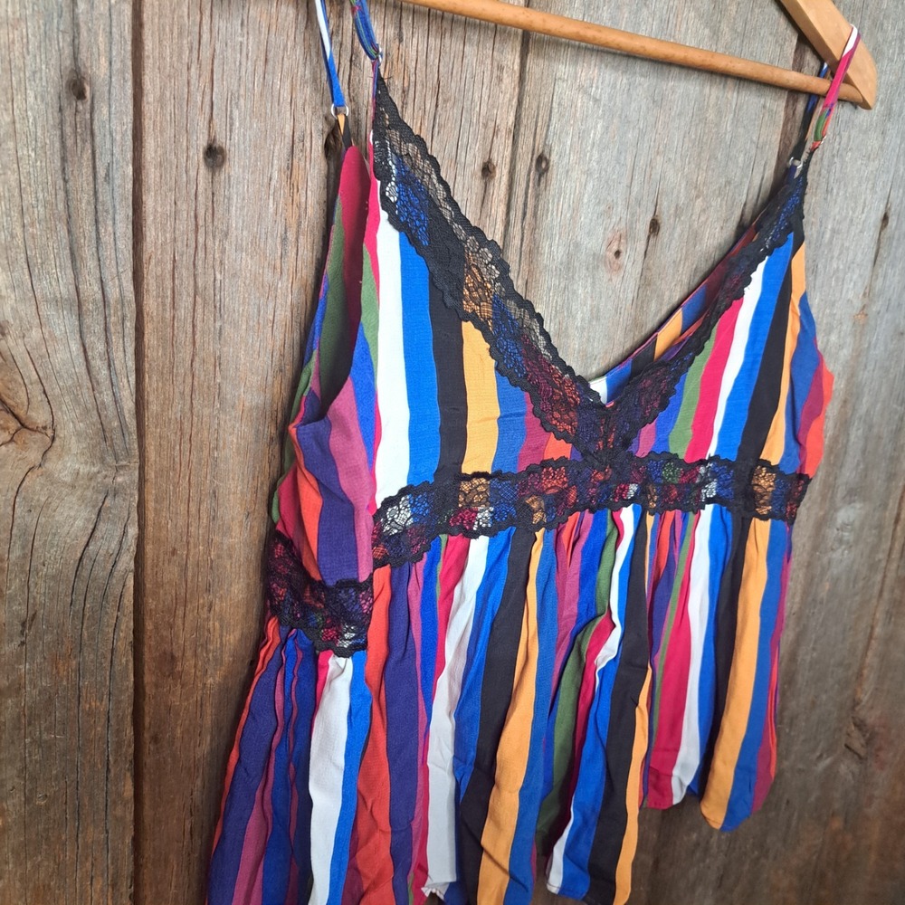 Multi-Color Striped Lace Trim Cami Tank Top - Picture 2 of 8